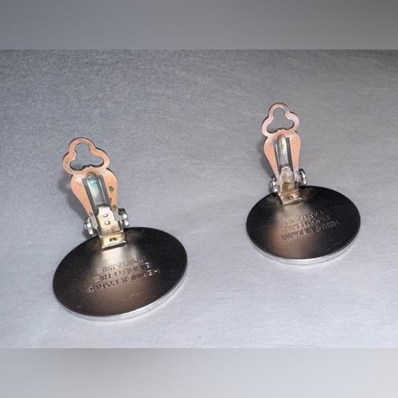 Hermès AUTHENTIC Bijouterie Fantaisie Clou de Selle Logo Silver Clip On Earrings - Picture 9 of 16